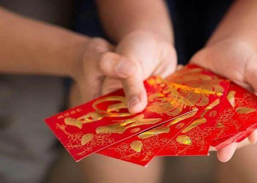 关切员工父母，，，，，，，为员工父母设置关切金造度